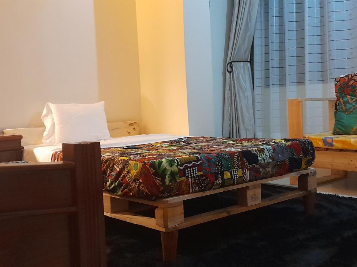 Aivilo Home 엔테베 외부 사진